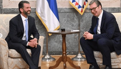 外媒:特朗普长子小唐纳德·特朗普突访塞尔维亚,与塞总统武契奇会面