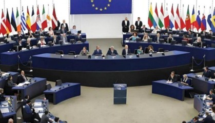 自作自受,美国关税政策反噬,欧洲力推去美国风险