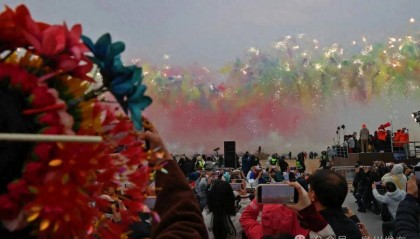 蔡国强烟花秀大量无人机坠海,网友直呼遗憾,本人回应