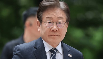 韩国最大在野党党首李在明发表特别声明:尹锡悦违宪违法