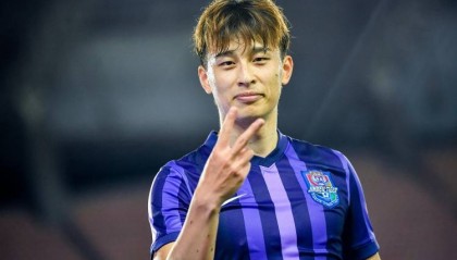 津媒：国足分组对抗巴顿出任右边后卫，他将和高准翼竞争主力