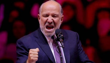 特朗普钦点的部长,突然被曝“拿着中国发的薪水”,美国人不干了