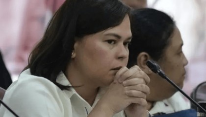 杜特尔特家族到了生死关头!终于等到中国出手,解放军大军现身黄岩岛!