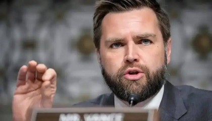 事关台湾问题，万斯交底了，赖清德彻底破防，统一势不可挡！