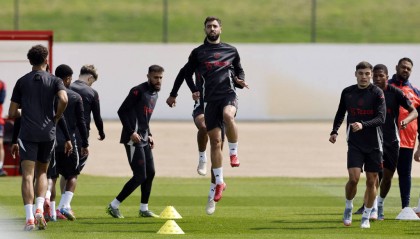 穆里尼奥的惊人预言成真:曼联与热刺会师欧联决赛