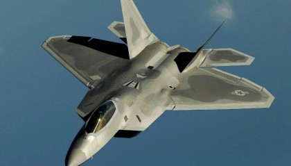 断崖式领先！美刚官宣六代机 F-47，“成都特产”机背进气道终于看清楚了