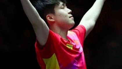 王楚钦夺冠后发文称“我回来了,未完待续”,全红婵发乒乓球表情包鼓励:又帅了头哥