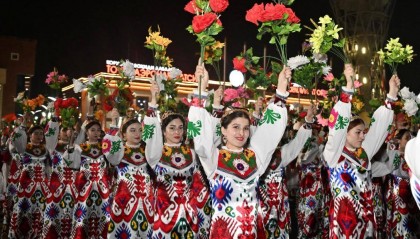 年终报道·心相近丨最是真情暖人心——习近平主席面向各国人民开展友好工作的感人瞬间