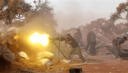 叙叛军冲出沙漠突袭!1天干掉19城,俄特种部队折戟战场