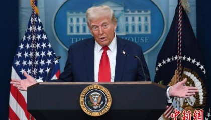 特朗普签署行政令 解除对叙利亚的制裁