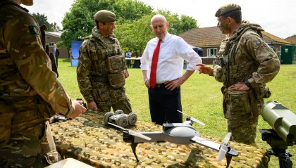 英国防大臣：如俄罗斯采取行动，英国准备好在2025年作为北约成员国与其开战