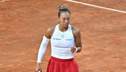 郑钦文战胜安德莱斯库,晋级罗马站8强