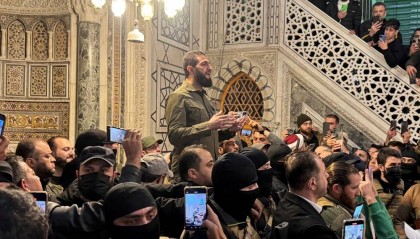 拜登政府敦促叙利亚反对派不要自动领导叙利亚