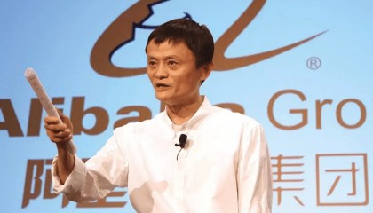 以色列总理调侃马云:淘宝能买导弹吗?马云的回答赢全场喝彩!