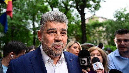 罗马尼亚总理乔拉库:与其被未来总统解雇,不如自己辞职