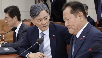 韩媒:韩在野党单独通过决议,敦促逮捕前防长等涉“内乱”人员