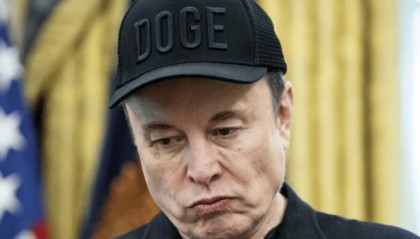 难怪马斯克一点不怕，特朗普查了一个多月，终于承认自己小看了他，美国离不开马斯克!