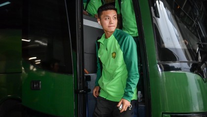 降维打击!国安球员冯博轩参加体育院校锦标赛,半场梅开二度