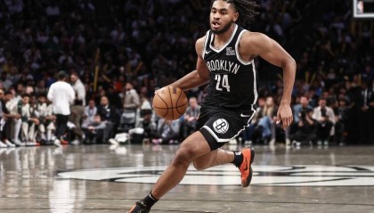 托马斯接受篮网600万资质报价 明年成完全自由球员