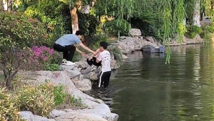徐州一女童落水被救起,家长赶来先责怪孩子,救人者:家长当时吓坏了,后来已道谢