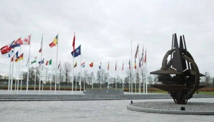 特朗普变了,普京态度也变了!两天之内,外媒逼中国回答同一个问题,外交部彻底把话说明