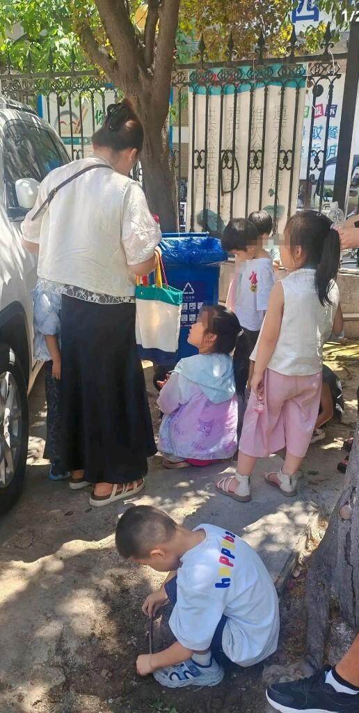 鱼眼·探问丨官方通报后，天水幼儿园“颜料入食”血铅事件两大谜团仍待解
